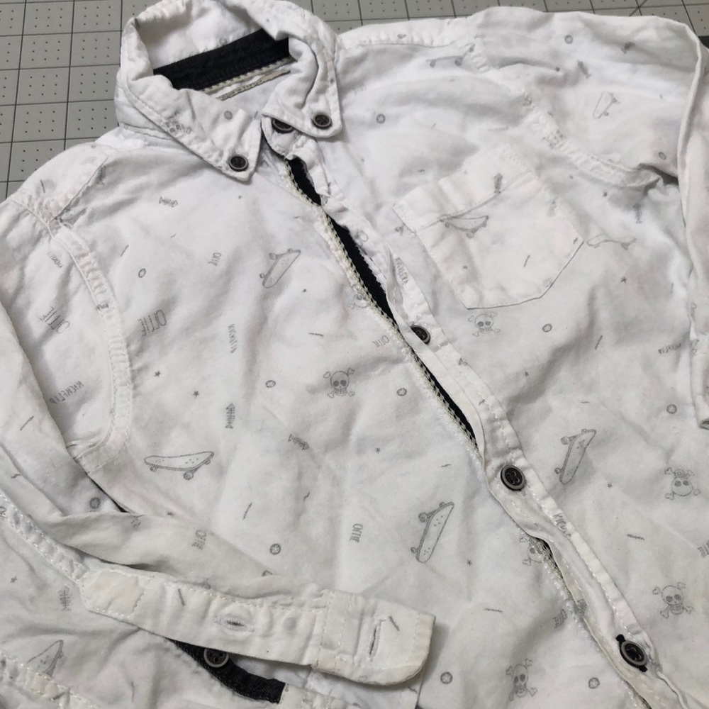 Zara Boys Skateboarder LS Button Down Shirt Size 4